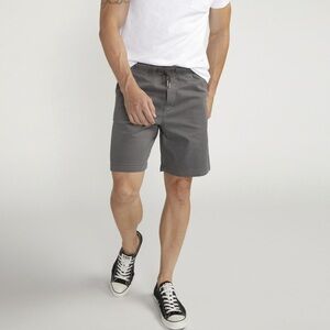 Silver Jeans Co. Pull-On Chino Twill Shorts in Dark Grey Size XL